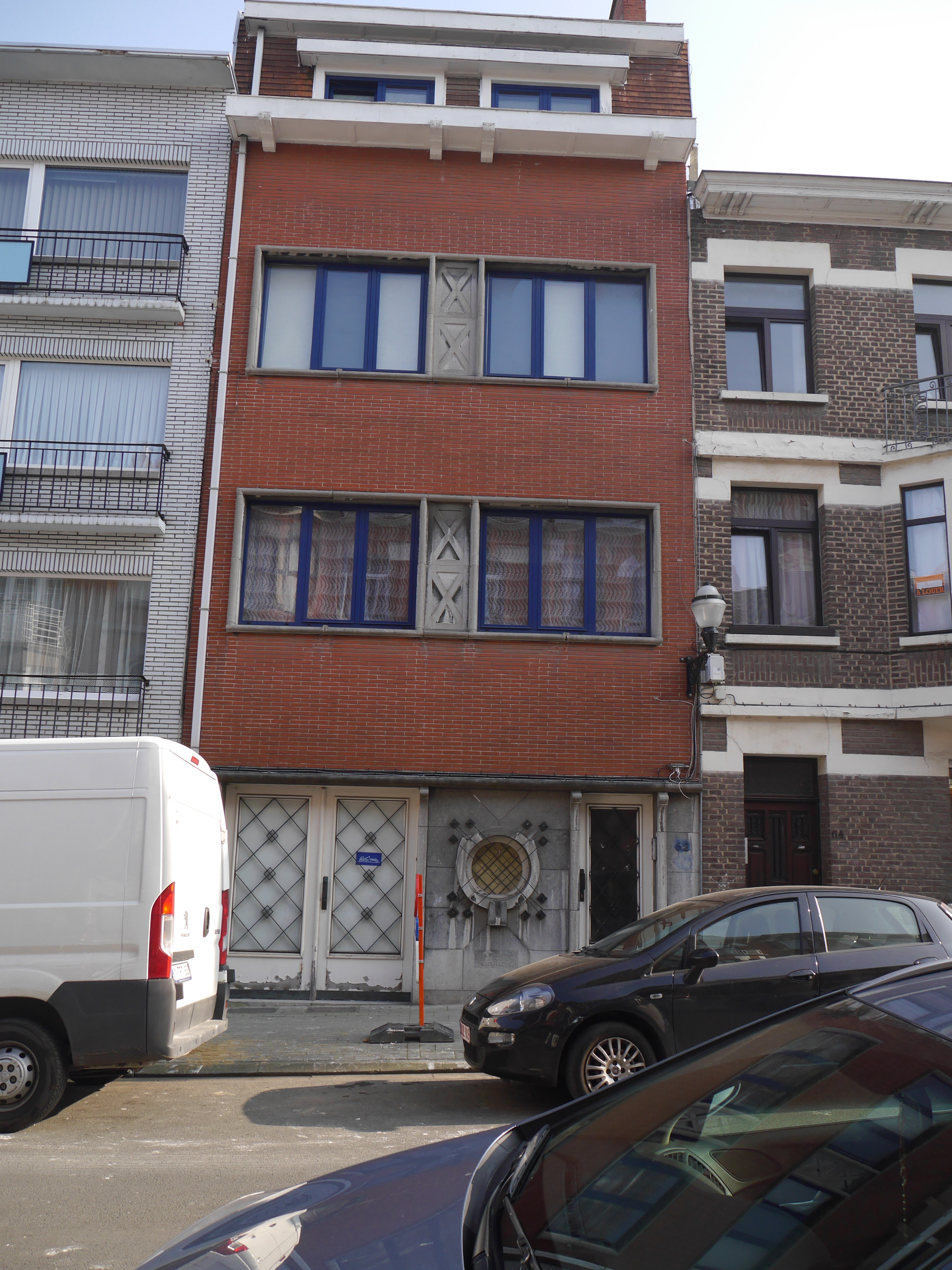 Appartement 1 ch + terrasse au 2e/3 étage – sans charges Prix 135.000 €